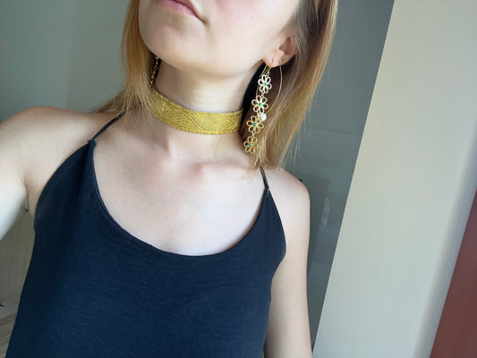 Choker 12