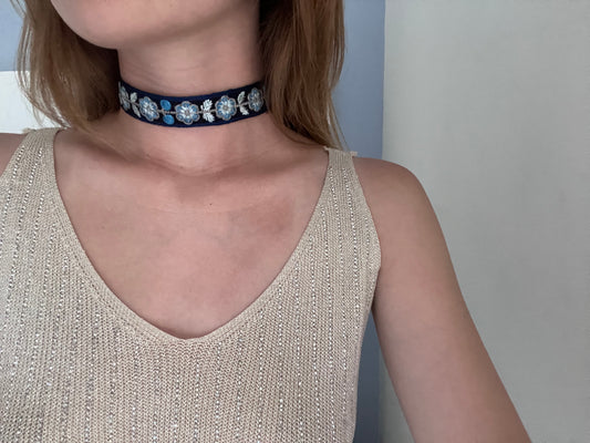 Choker 05